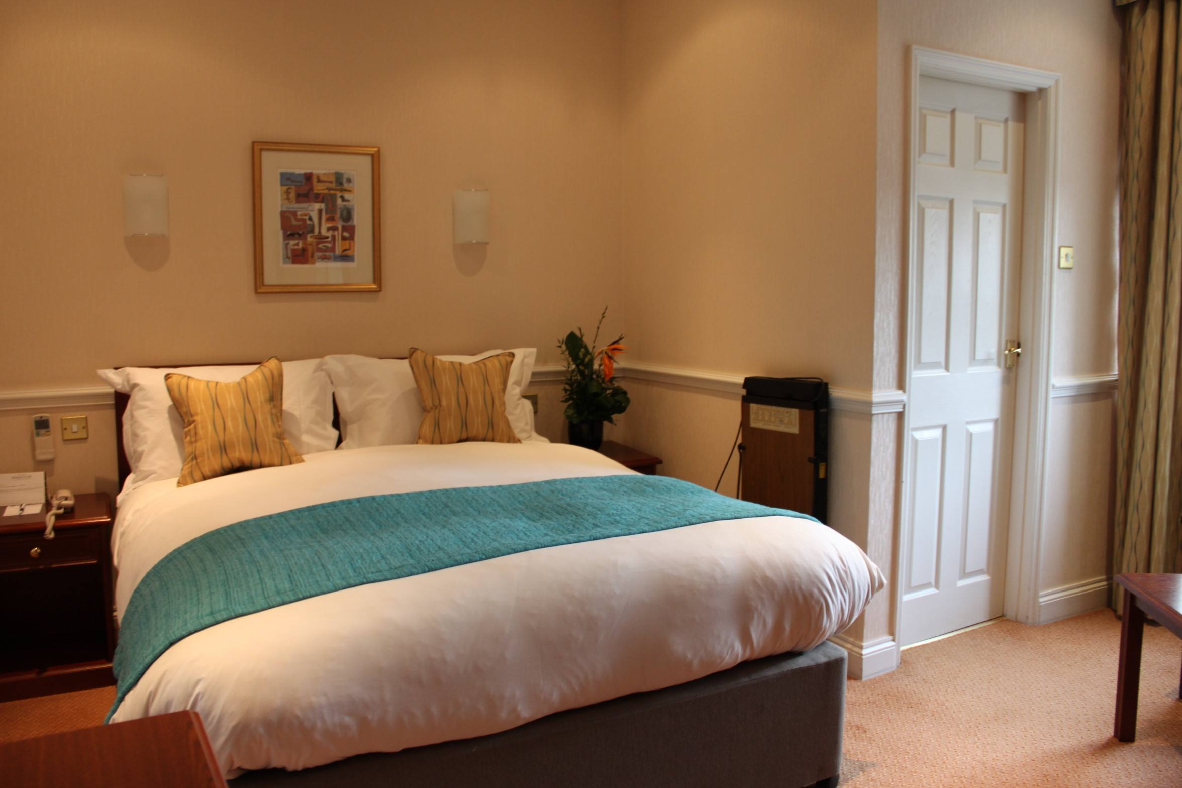 bromley-court-hotel-double-room.jpg